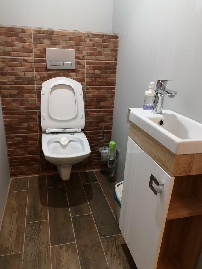 The Place Astana Hostel Εξωτερικό φωτογραφία