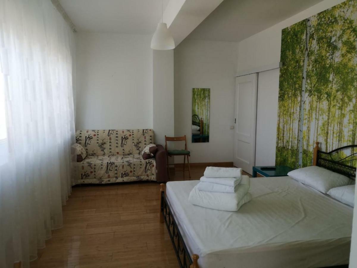 The Place Astana Hostel Εξωτερικό φωτογραφία